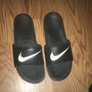 Nike slides